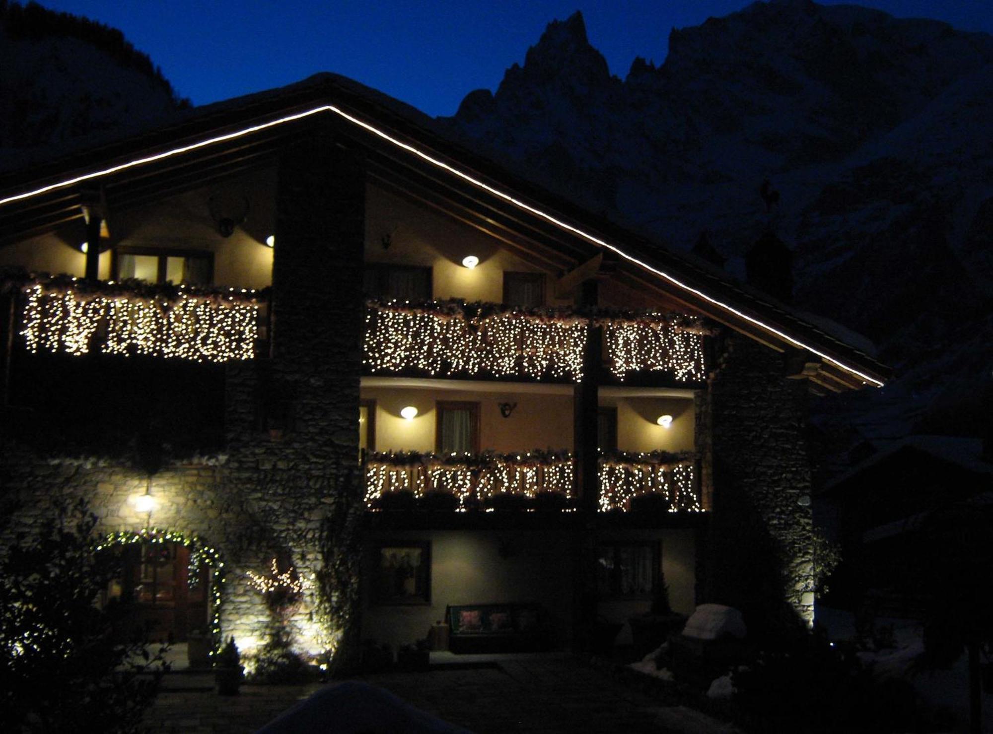 Auberge De La Maison Courmayeur Eksteriør bilde